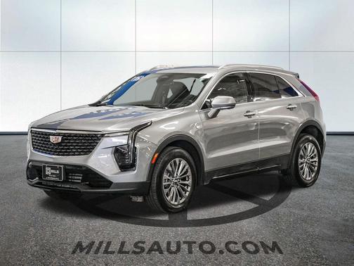 2025 Cadillac XT4 Premium Luxury