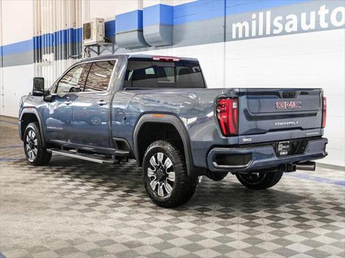 2025 GMC Sierra 3500 Denali