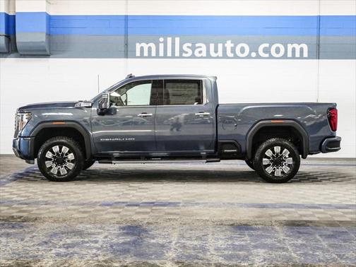 2025 GMC Sierra 3500 Denali