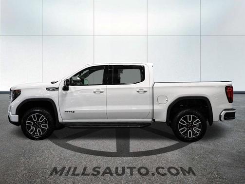 Glacier White Tricoat 2026 GMC Sierra 1500 SLT