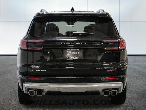 2024 GMC Acadia Denali