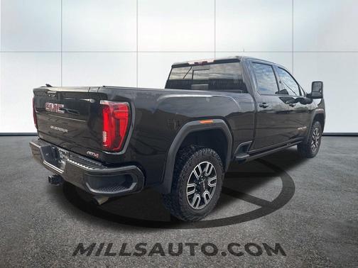 2022 GMC Sierra 2500 AT4