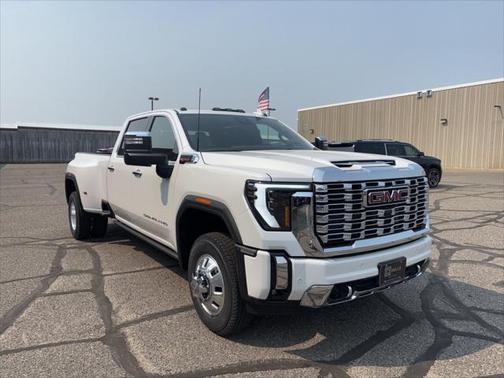 2025 GMC Sierra 3500 Denali