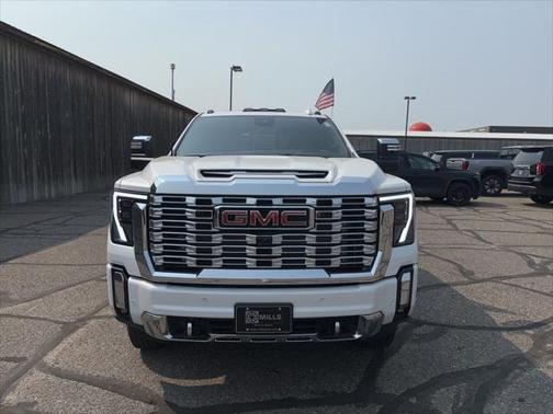 2025 GMC Sierra 3500 Denali
