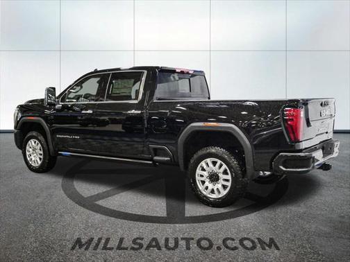 2025 GMC Sierra 3500 Denali