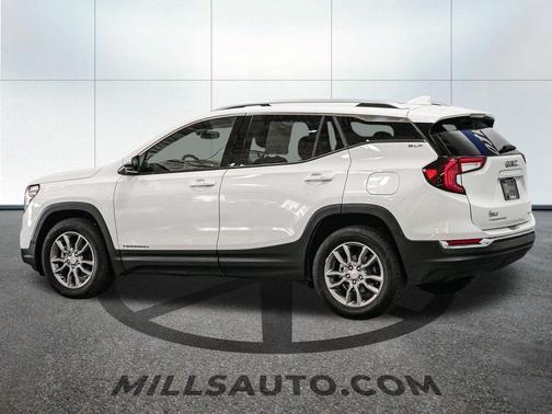 2023 GMC Terrain SLT