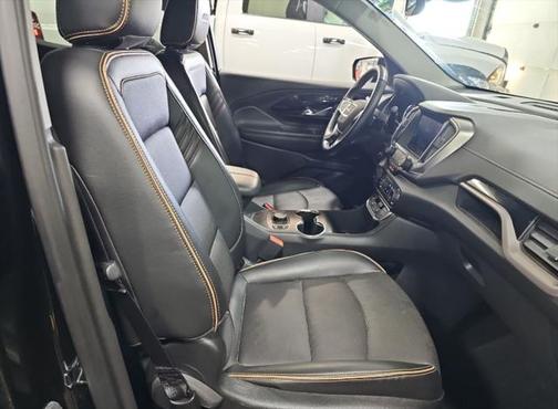 2023 GMC Terrain AWD AT4