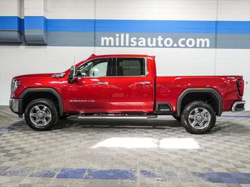 2025 GMC Sierra 3500 SLT