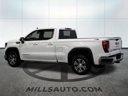 Summit White 2026 GMC Sierra 1500 SLE