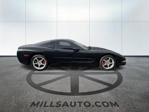 2002 Chevrolet Corvette Base
