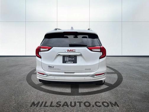 2024 GMC Terrain Denali