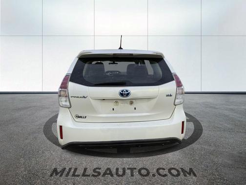 2017 Toyota Prius v 