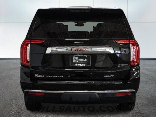 2024 GMC Yukon XL SLT