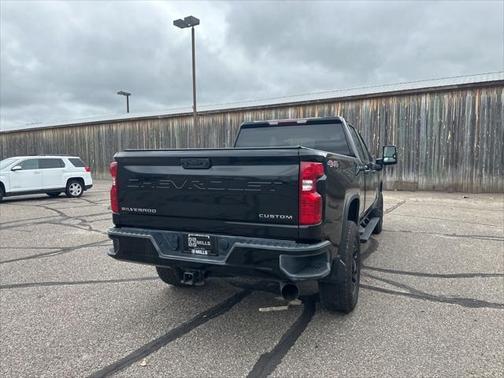2022 Chevrolet Silverado 2500 Custom
