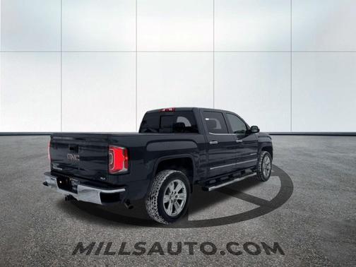 2017 GMC Sierra 1500 SLT