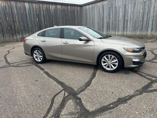 2022 Chevrolet Malibu FWD LT