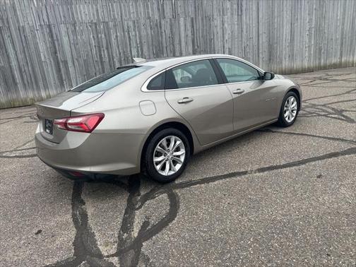 2022 Chevrolet Malibu FWD LT