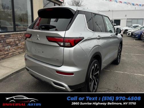 2023 Mitsubishi Outlander SE Special Edition 2WD