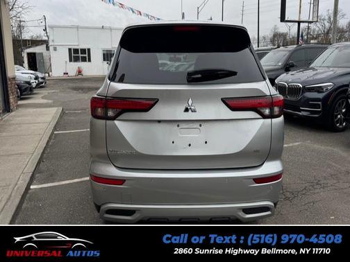 2023 Mitsubishi Outlander SE Special Edition 2WD