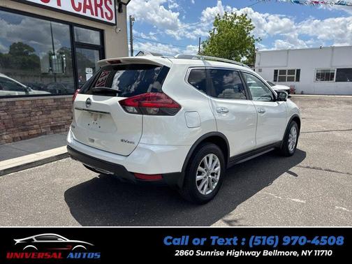 Brilliant Silver 2018 Nissan Rogue SV
