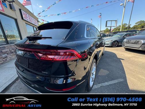 2022 Audi Q8 55 Premium Plus