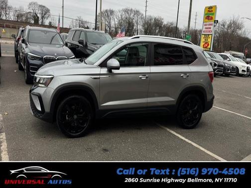 2023 Volkswagen Taos 1.5T SE