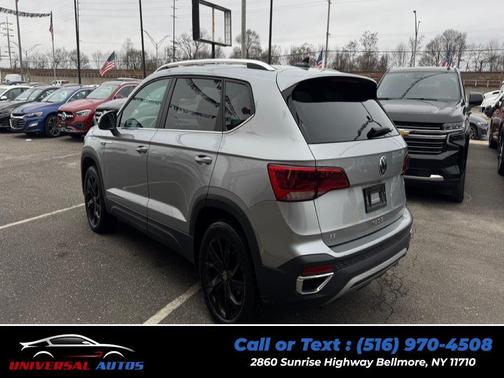 2023 Volkswagen Taos 1.5T SE