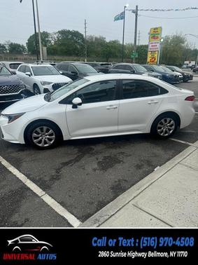 2022 Toyota Corolla LE