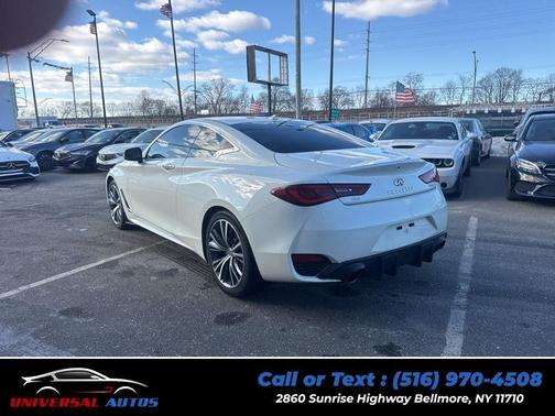 2017 INFINITI Q60 2.0T