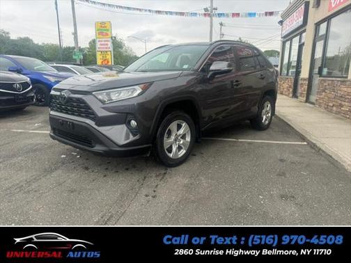 2021 Toyota RAV4 XLE Premium