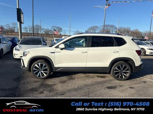 2023 Volkswagen Taos 1.5T SE