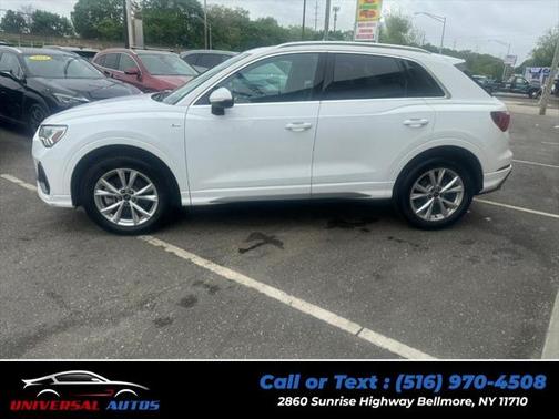2023 Audi Q3 S line Premium