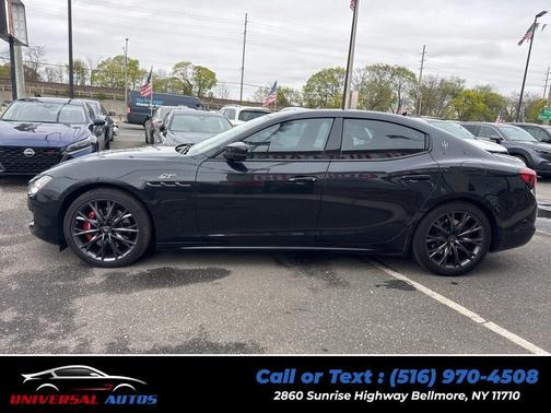 Nero Ribelle Metallic 2022 Maserati Ghibli GT
