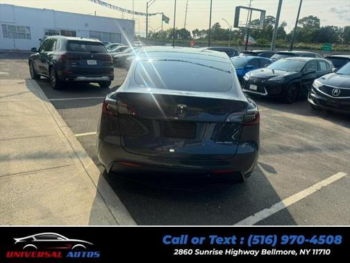 2022 Tesla Model Y Long Range Dual Motor All-Wheel Drive