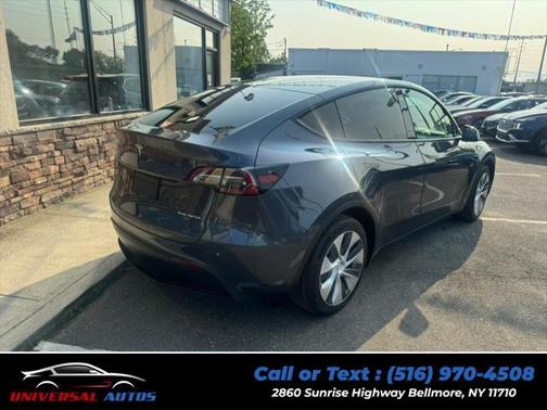 2022 Tesla Model Y Long Range Dual Motor All-Wheel Drive