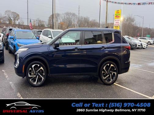 2024 Mitsubishi Outlander SE