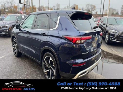2024 Mitsubishi Outlander SE