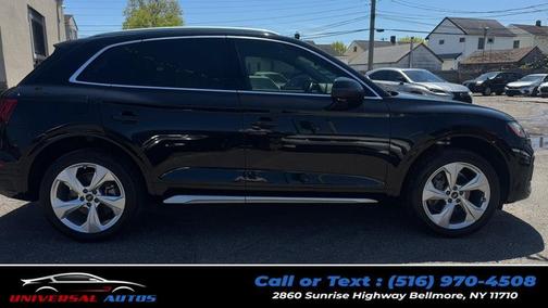 Brilliant Black 2021 Audi Q5 45 Prestige