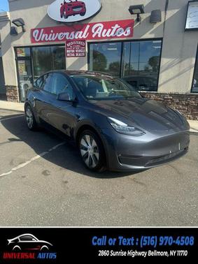 2022 Tesla Model Y Long Range Dual Motor All-Wheel Drive