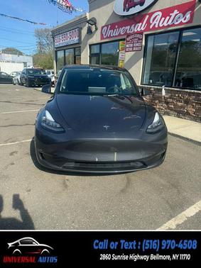 2022 Tesla Model Y Long Range Dual Motor All-Wheel Drive