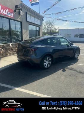 2022 Tesla Model Y Long Range Dual Motor All-Wheel Drive