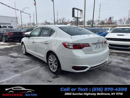 2017 Acura ILX AcuraWatch Plus Package