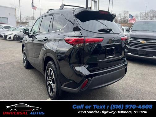2022 Toyota Highlander XLE