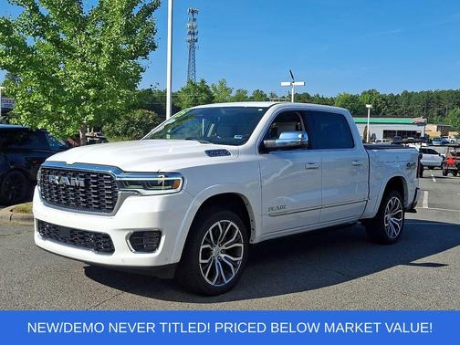 Ivory White 2025 RAM 1500 Tungsten