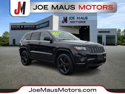 Brilliant Black Crystal Pearlcoat 2015 Jeep Grand Cherokee Altitude