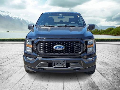 Black Metallic 2023 Ford F-150 XL