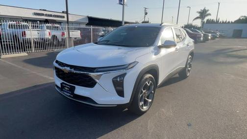 2025 Chevrolet Trax LT