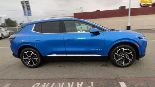 2025 Chevrolet Equinox EV LT 2