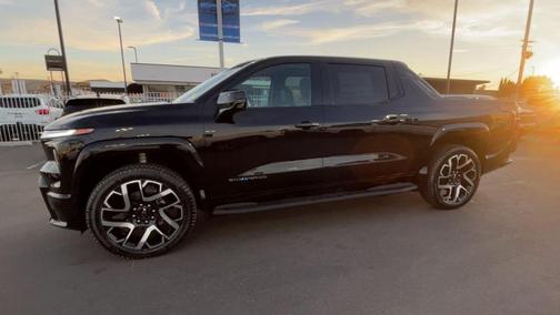 2024 Chevrolet Silverado EV RST