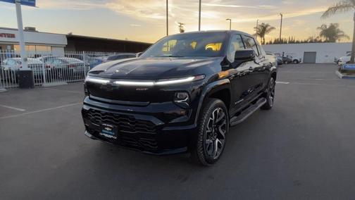 2024 Chevrolet Silverado EV RST